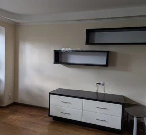 Zdjęcie 2. Kawalerka mieszkanie, do wynajęcia. Poltava Шевченковский (Октябрьский)