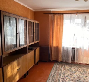 Foto 2. Monoambiente piso, para alquilar. Poltava