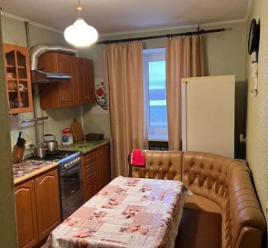 Foto 5. Monoambiente piso, para alquilar. Poltava