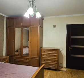 Фото 2. Двокімнатна квартира, продаж. Київ Голосеевский, Палац Україна