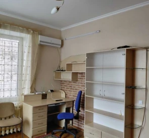 Foto 2. Monoambiente piso, para alquilar. Poltava