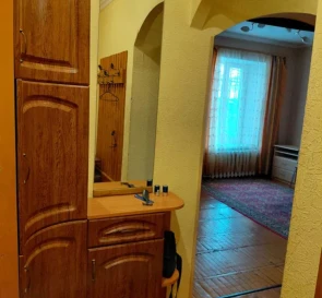 Foto 5. Monoambiente piso, para alquilar. Poltava