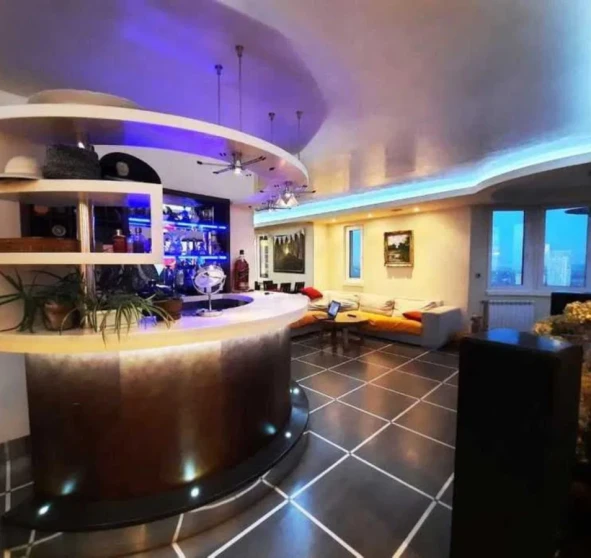 Photo 1. Multi-Room flat, for sale. Kyiv Святошинский, Zhytomyrska