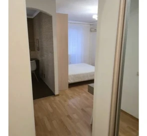 Foto 3. Monoambiente piso, en venta. Kyiv Соломенский