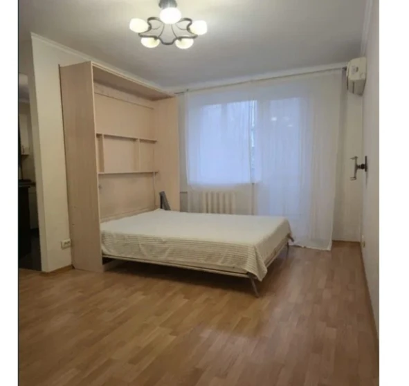 Foto 1. Monoambiente piso, en venta. Kyiv Соломенский