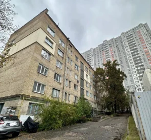 Foto 2. Monoambiente piso, en venta. Kyiv Голосеевский, Vasylkivska
