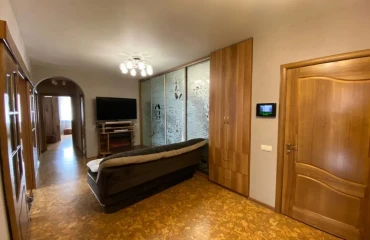 Фото Четырехкомнатная квартира, продажа. Киев Оболонский