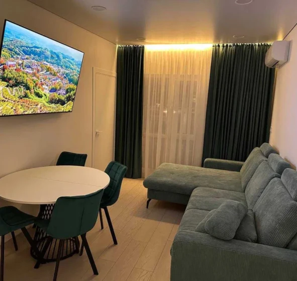 Photo 1. Three-Room flat, for sale. Kyiv Голосеевский