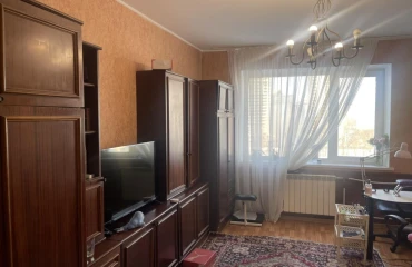 Фото Трикімнатна квартира, оренда. Київ Днепровский район, Почайна