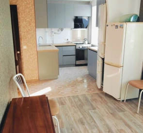 Фото 4. Четырехкомнатная квартира, оренда. Полтава Шевченковский (Октябрьский)