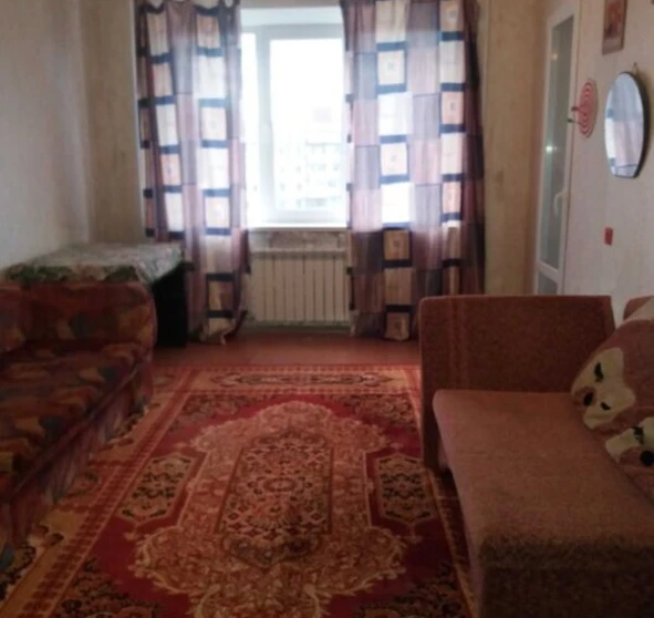 Фото 1. Трикімнатна квартира, оренда. Полтава Подольский