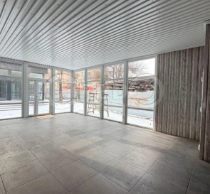 Foto 2. Comercial, para alquilar. Kryvyi Rih Саксаганський