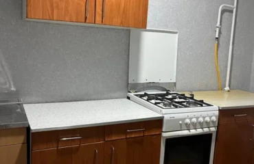 Fotografie Trei Camere apartament, de închiriat. Poltava