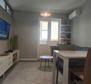 Zdjęcie 2. Kawalerka mieszkanie, na sprzedaż. Kyiv Святошинский