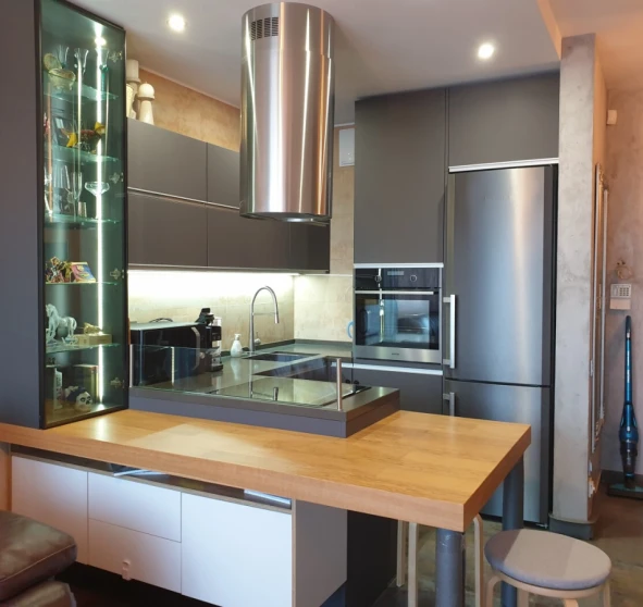 Photo 1. One-Room flat, to rent. Kyiv Шевченковский район, Vokzalna