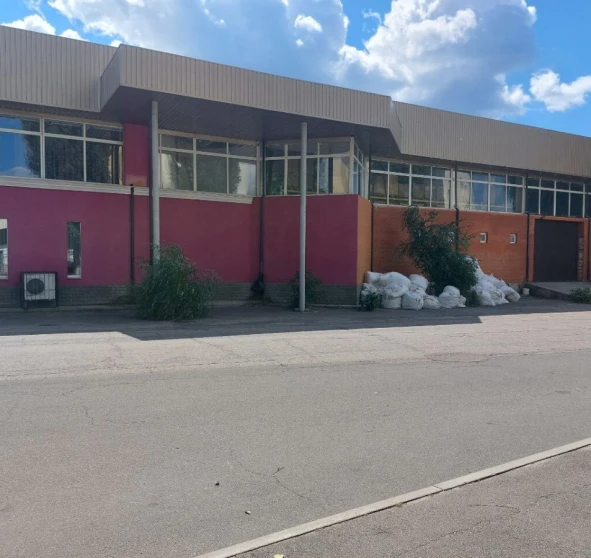 Фото 1. Коммерческая, продажа. Чубинское Выставочная