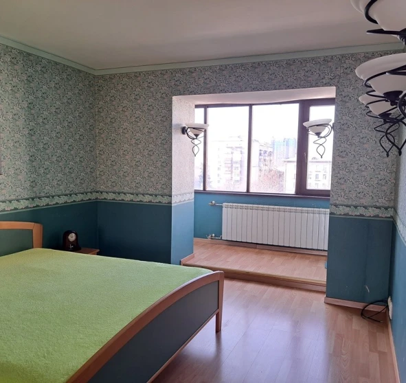 Фото 1. Трехкомнатная квартира, аренда. Киев Шевченковский район, Лукьяновская