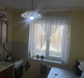 Фото 2. Трехкомнатная квартира, аренда. Киев Днепровский район, Почайна