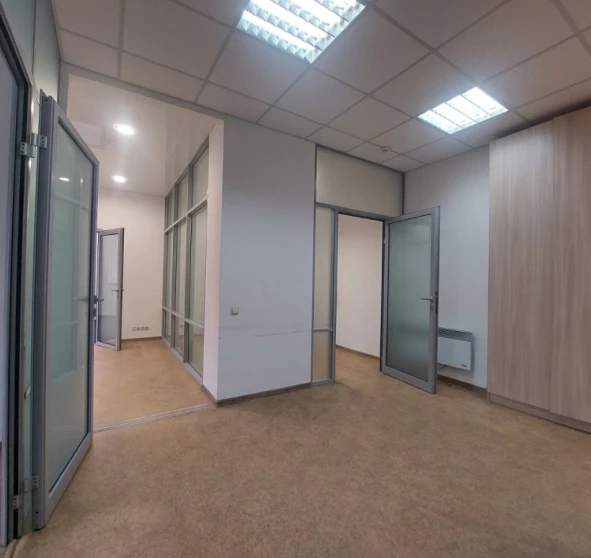 Zdjęcie 1. Komercyjna, do wynajęcia. Kyiv Голосеевский район, Holosiivska