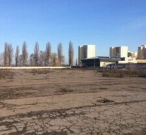 Foto 3. Comercial, para alquilar. Chubynske Выставочная