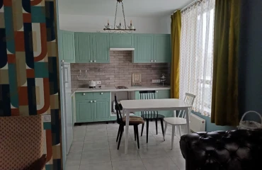 Фото Трехкомнатная квартира, аренда. Киев Дарницкий район, Вырлица