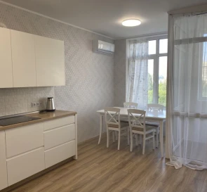 Фото 2. Трикімнатна квартира, продаж. Київ Днепровский район, Лівобережна