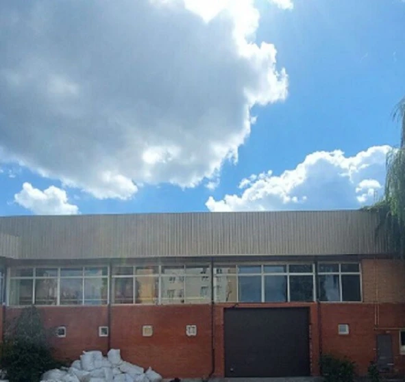 Foto 1. Comercial, para alquilar. Chubynske Выставочная