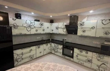 Фото Трикімнатна квартира, продаж. Київ Соломенский район, Вокзальна