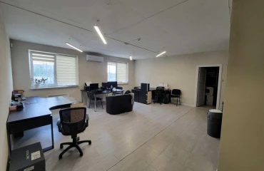 Zdjęcie Komercyjna, do wynajęcia. Kyiv Дарницкий район, Kharkivska