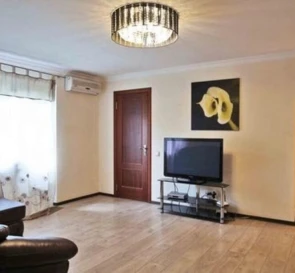 Zdjęcie 2. Dwupokojowe mieszkanie, na sprzedaż. Kyiv Печерский район, Pecherska