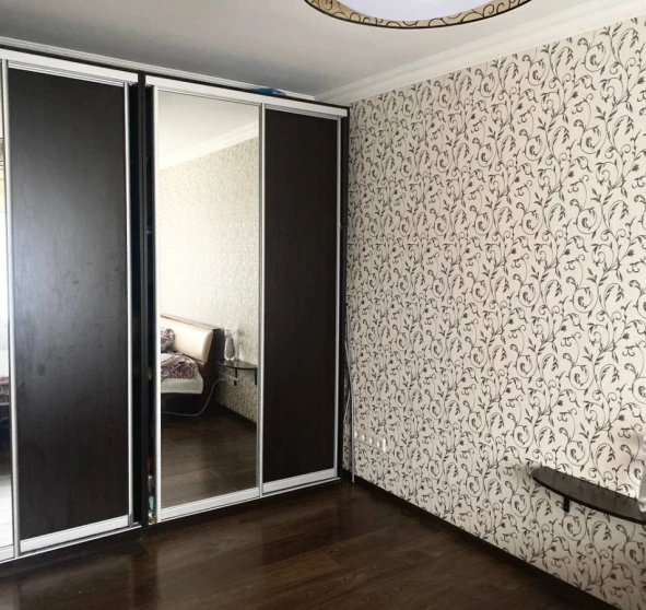 Zdjęcie 1. Dwupokojowe mieszkanie, na sprzedaż. Kyiv Печерский район, Pecherska