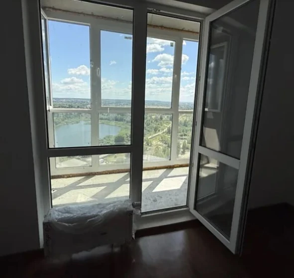 Фото 1. Однокомнатная квартира, продажа. Киев Дарницкий район, Харьковская