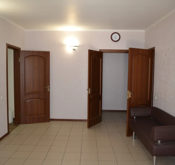 Fotografie 1. Comercială, de vânzare. Kyiv Дарницкий район, Chervonyi Khutir