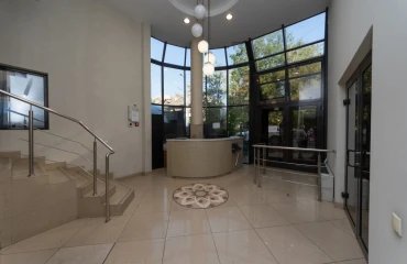 Zdjęcie Komercyjna, do wynajęcia. Kyiv Шевченковский район, Dorohizhi