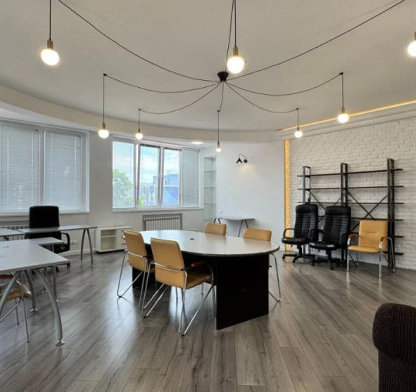 Фото 1. Коммерческая, аренда. Киев Днепровский район, Левобережная