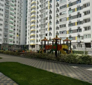 Fotografie 4. Două Camere apartament, de vânzare. Kyiv Дарницкий район, Vyrlytsia