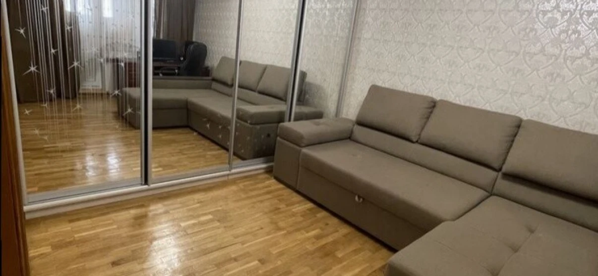 Фото Трехкомнатная квартира, продажа. Киев Дарницкий район, Харьковская