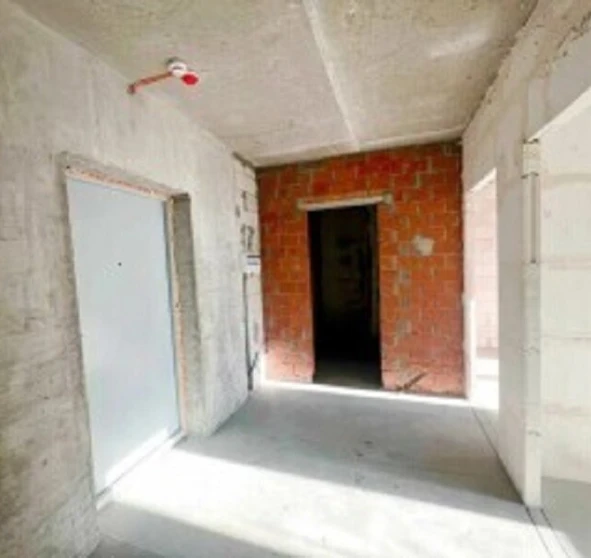 Zdjęcie 1. Trzypokojowe mieszkanie, na sprzedaż. Kyiv Дарницкий район, Kharkivska