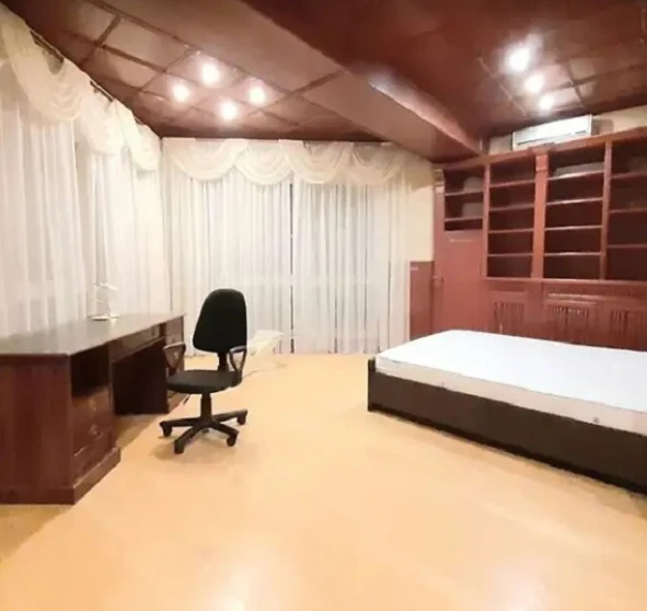 Foto 1. Cuatro Ambientes piso, en venta. Kyiv Печерский район, Pecherska