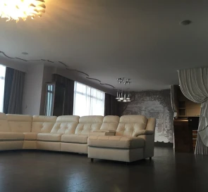 Фото 3. Трикімнатна квартира, оренда. Київ Днепровский район, Лівобережна