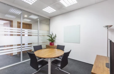 Zdjęcie Komercyjna, do wynajęcia. Kyiv Печерський, Palats sportu