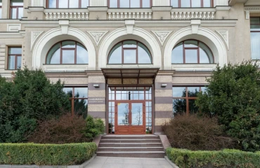 Zdjęcie Komercyjna, do wynajęcia. Kyiv Подільський, Poshtova ploshcha