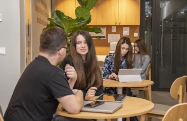 Zdjęcie Komercyjna, do wynajęcia. Lviv Франківський