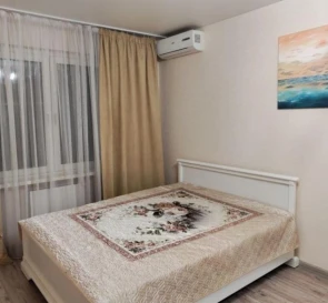 Foto 2. Monoambiente piso, para alquilar. Kyiv Дарницкий