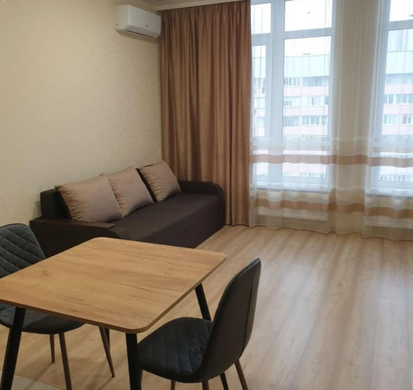 Фото 1. Однокімнатна квартира, оренда. Київ Дарницкий