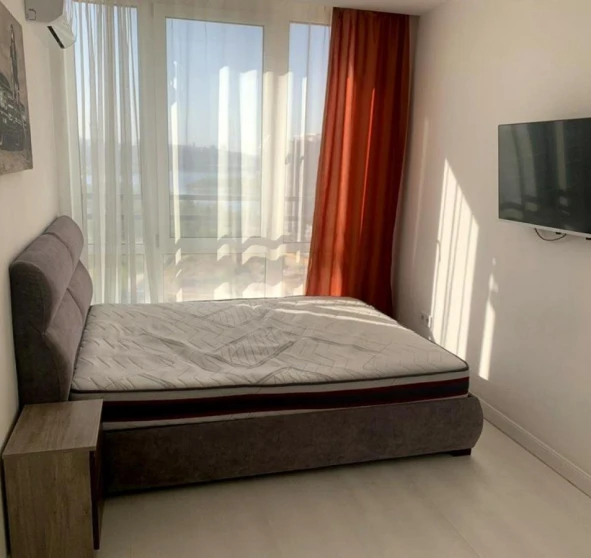 Фото 1. Двокімнатна квартира, оренда. Київ Дарницкий