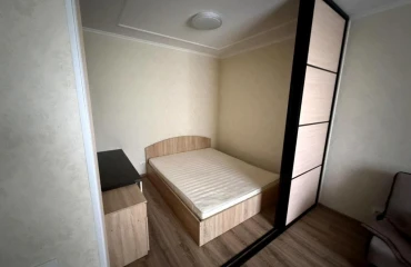 Zdjęcie Kawalerka mieszkanie, do wynajęcia. Kyiv Дарницкий