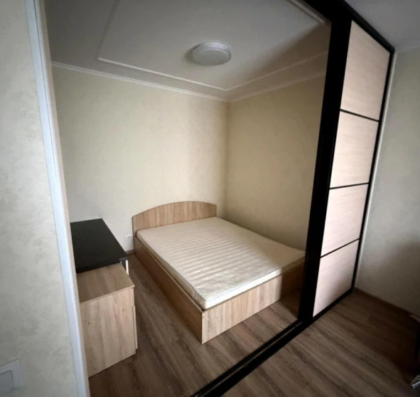 Zdjęcie 1. Kawalerka mieszkanie, do wynajęcia. Kyiv Дарницкий