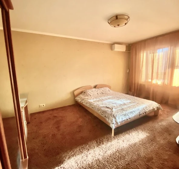 Fotografie 1. Garsonieră apartament, de închiriat. Kyiv Дарницкий