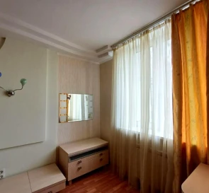 Zdjęcie 3. Czteropokojowe mieszkanie, do wynajęcia. Kyiv Дарницкий